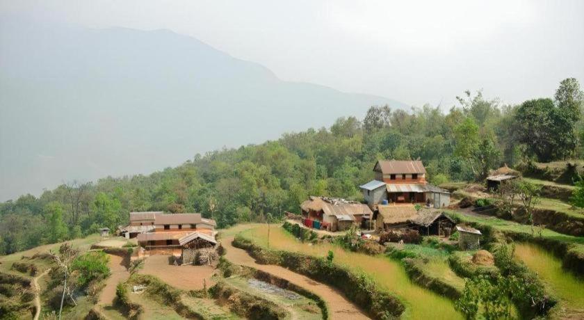 Hananoie - A Permaculture Resort Похара Екстериор снимка